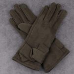 Twist Detail Green Gloves
