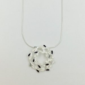 Wreath shaped pendant | Silver Jewellery