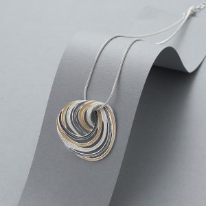 Twisted shield necklace 3 tone