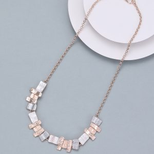Rose gold coloured necklace